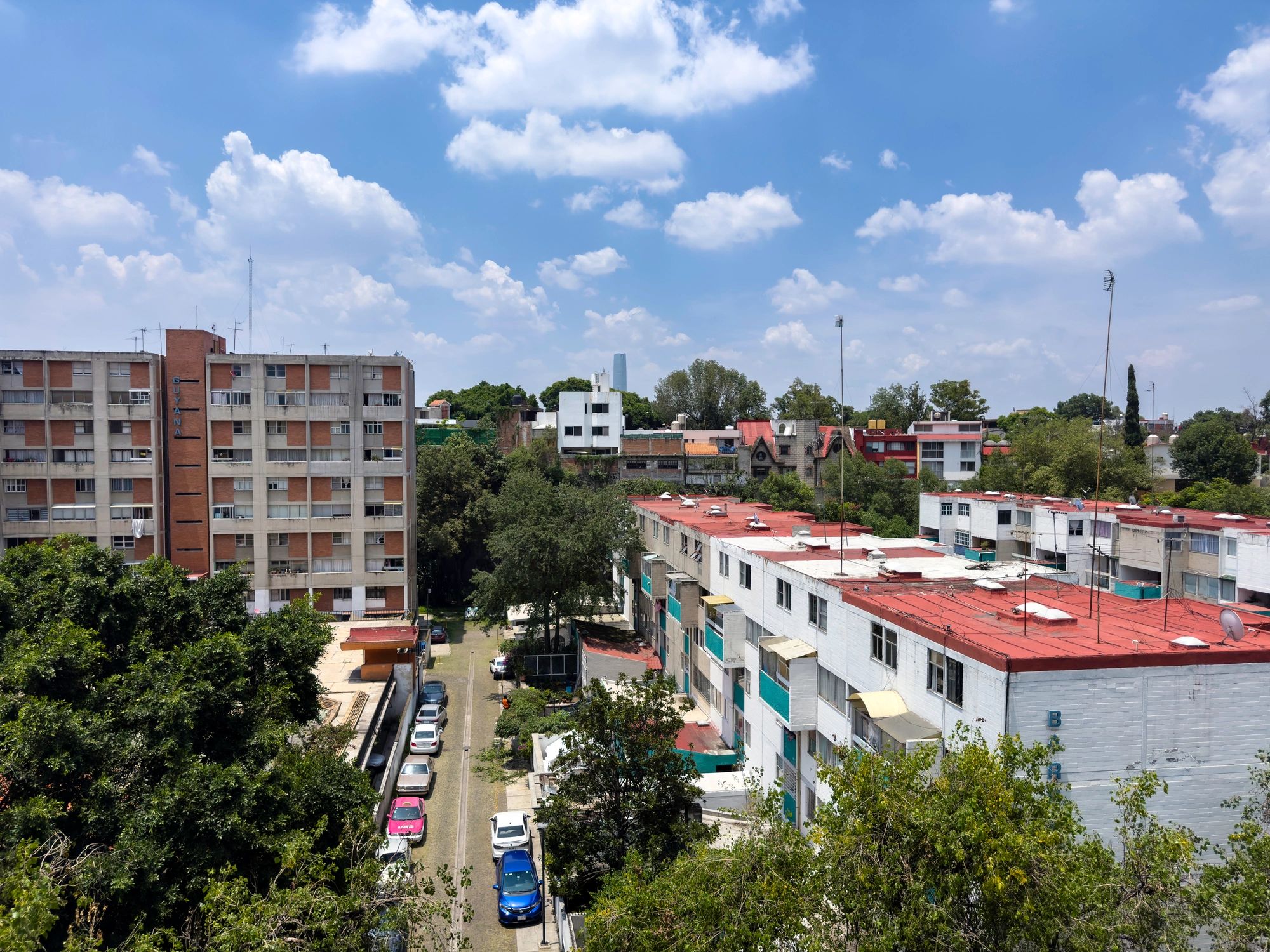 Terreno residencial con vista urbana en México